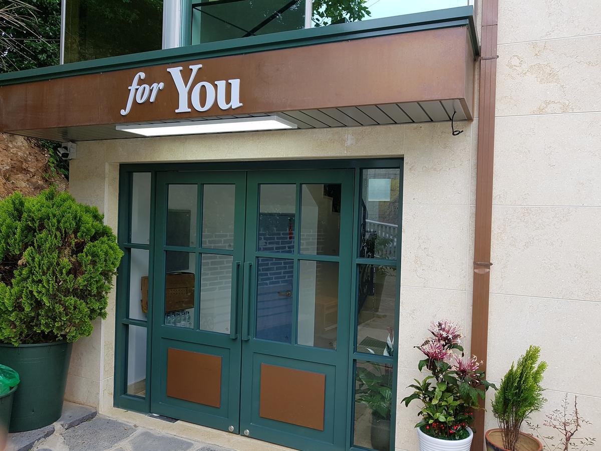 For You Hostel Yeosu Exterior photo